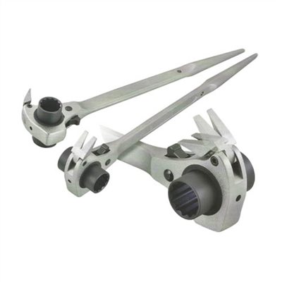 DOUBLE SIZE RATCHET WRENCH WITH NAIL PULLER