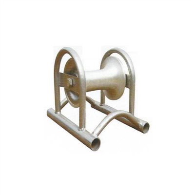 025930     UNDERGROUND CABLE ROLLER 6.5"