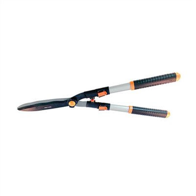 073100     TELESCOPIC HANDLES WAVY HEDGE SHEARS (1430E)